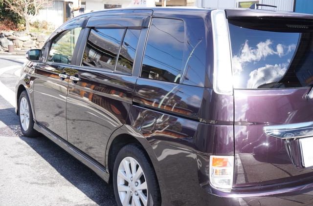 2013 TOYOTA ISIS PLATANA